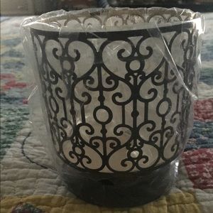 Candle holder